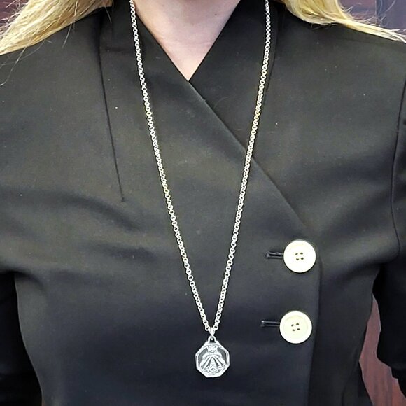 Slane & Slane Bee Necklace on 30" Chain.  .925 - Picture 6 of 6